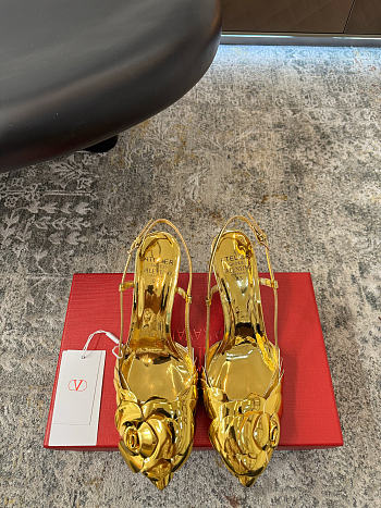 Colestore Valentino Garavani Atelier 03 Rose Edition Leather Slingback Pumps Gold