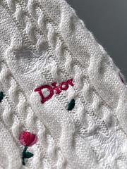 Colestore Dior Dioramour Embroidered Short-Sleeved Sweater Ecru Cashmere Cable-Knit with Multicolor Doves & Roses Motif - 2