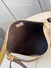 Colestore  Louis Vuitton Multipass H27 Cream 26 x 10 x 30cm - 2