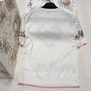 Colestore Dior Dioramour Short-Sleeved Embroidered Sweater White Virgin Wool Knit with Multicolor Floral Heart Motif - 6