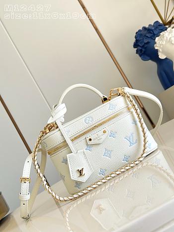 Colestore Louis Vuitton Vanity Chain Pouch Monogram Milky White/Blue M27744 19 x 11.5 x 6.5 cm