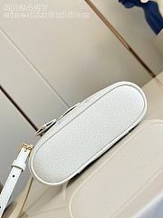 Colestore Louis Vuitton Vanity Chain Pouch Monogram Milky White/Blue M27744 19 x 11.5 x 6.5 cm - 5