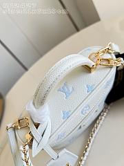 Colestore Louis Vuitton Vanity Chain Pouch Monogram Milky White/Blue M27744 19 x 11.5 x 6.5 cm - 6