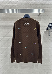 Colestore Louis Vuitton LV x The The Darjeeling Limited Embroidered Long-Sleeved Crewneck Bourbon Brown - 6