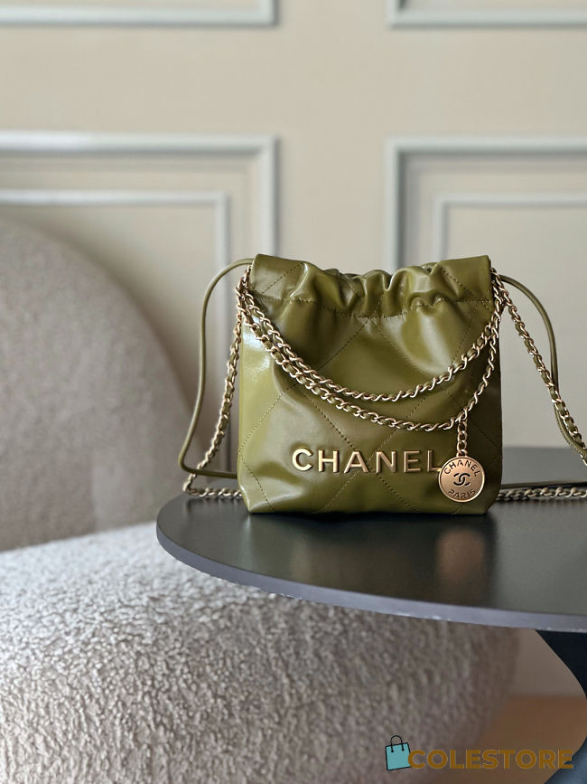 Colestore Chanel 22 Mini Handbag Glossy Calfskin leather & Gold-plated Metal Olive 19x20x6cm - 1