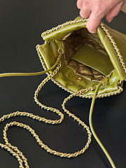 Colestore Chanel 22 Mini Handbag Glossy Calfskin leather & Gold-plated Metal Olive 19x20x6cm - 3