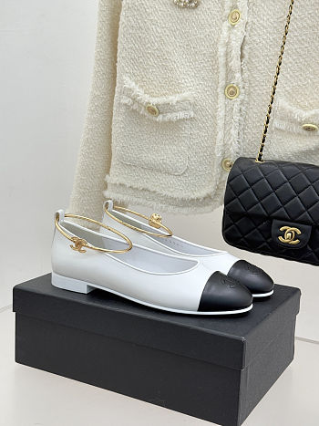 Colestore Chanel Ballerina Sheepskin White & Black