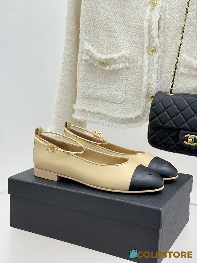 Colestore Chanel Ballerina Sheepskin Beige & Black - 1
