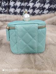 Colestore Chanel Interlocking CC Pearl On Top Vanity Case Mini Blue 11cm - 6