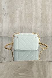 Colestore Chanel Vanity Case With Chain Shiny Lambskin & Gold-Tone Metal Light Blue 9.5 × 17 × 8 cm - 2