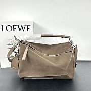 Colestore Loewe Small Featherlight Puzzle bag in Grained Nubuck Tundra 24x16.5x10.5cm - 1