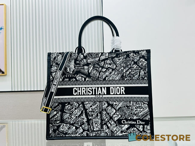 Colestore Dior Large Dior Book Tote Black and White Plan de Paris Embroidery (42×17×34.5cm) - 1