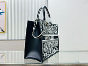 Colestore Dior Large Dior Book Tote Black and White Plan de Paris Embroidery (42×17×34.5cm) - 5