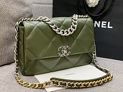 Colestore Chanel Bag 19 Glossy sheepskin, gold-plated, silver-plated & ruthenium-plated metal Dark Green 30x16x9cm - 5