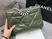 Colestore Chanel Bag 19 Glossy sheepskin, gold-plated, silver-plated & ruthenium-plated metal Dark Green 30x16x9cm - 3