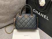 Colestore Chanel 25c  Bowling Bag in Black 22x18x7cm - 1