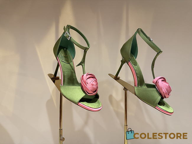 Colestore Roger Vivier Rose Vivier Sandals in Satin Green, Pink - 1