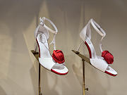 Colestore Roger Vivier Rose Vivier Sandals in Satin White, Red - 1