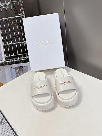 Colestore Dior D-Lane Platform Slide White Padded Lambskin 