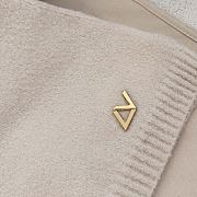Colestore Louis Vuitton LV Twist Logo Knit Shorts Beige - 4