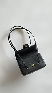 Colestore Chanel Clutch with Leather strap Glossy Calfskin with Grain Effect & Gold-Plated Metal Black 17x11.5x5cm - 2