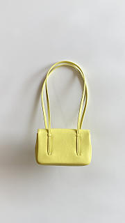 Colestore Chanel Clutch with Leather strap Glossy Calfskin with Grain Effect & Gold-Plated Metal Yellow 17x11.5x5cm - 6
