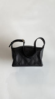 Colestore Chanel Hobo Bag Glossy Sheepskin & Gold-Plated Metal Black 23x13x8cm - 6
