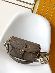 Colestore  Louis Vuitton Diane Monogram Empreinte Leather Smoke 24 x 15 x 9 cm - 1