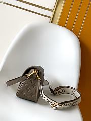 Colestore  Louis Vuitton Diane Monogram Empreinte Leather Smoke 24 x 15 x 9 cm - 5