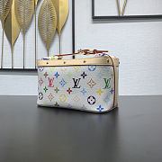 Colestore Louis Vuitton LV x TM Cruiser Toiletry Bag 22 x 13.5 x 12 cm - 5