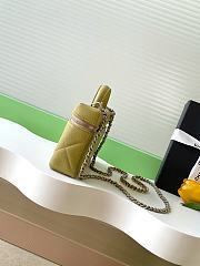 Colestore Chanel Long Vanity Bag with Shoulder Strap Glossy Calfskin with Grain Effect & Silver-plated Metal Green 17x19.5x5cm - 5