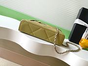 Colestore Chanel Long Vanity Bag with Shoulder Strap Glossy Calfskin with Grain Effect & Silver-plated Metal Green 17x19.5x5cm - 2
