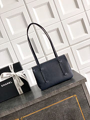 	 Colestore Chanel Small Flap-Top bag Glossy Calfskin with Grain Effect & Gold-plated Metal Dark Blue/Navy 22x15x7cm - 6