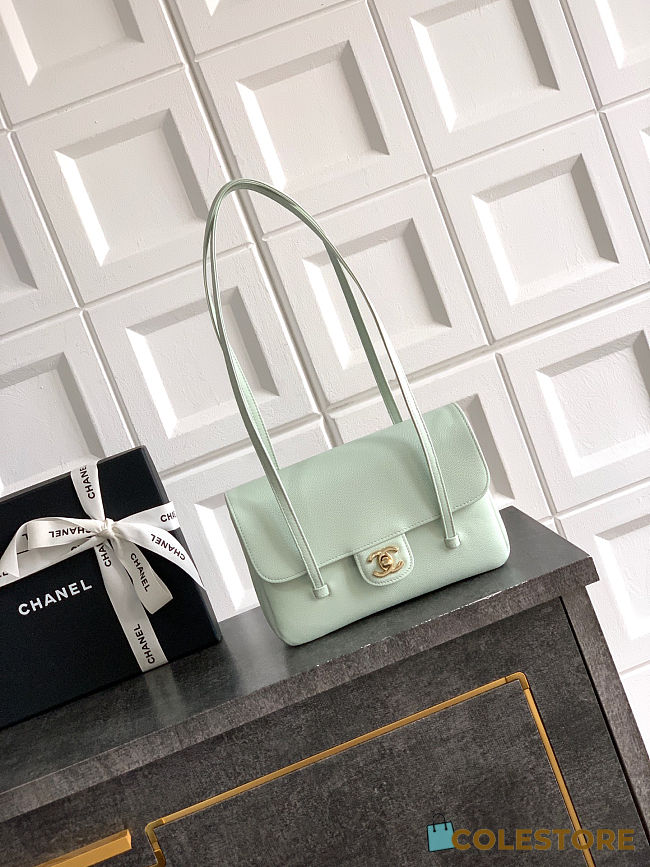 	 Colestore Chanel Small Flap-Top bag Glossy Calfskin with Grain Effect & Gold-plated Metal Light Green 22x15x7cm - 1