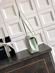 	 Colestore Chanel Small Flap-Top bag Glossy Calfskin with Grain Effect & Gold-plated Metal Light Green 22x15x7cm - 2
