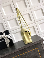 	 Colestore Chanel Small Flap-Top bag Glossy Calfskin with Grain Effect & Gold-plated Metal Light Yellow 22x15x7cm - 5