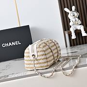 Colestore Chanel Clutch with Strap Crocheted Fabric, Sheepskin & Gold-colored metal Beige 11.5x18.5x11cm - 3