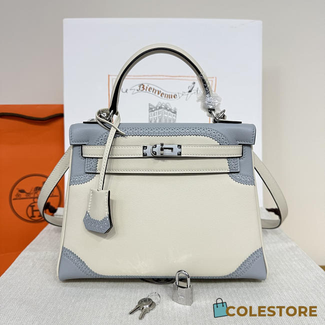 Colestore Hermes Ghillies Kelly 25 in Swift Leather Cream & Baby Blue - 1