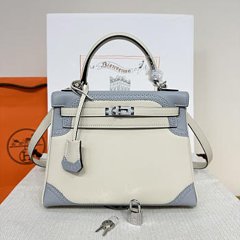 Colestore Hermes Ghillies Kelly 25 in Swift Leather Cream & Baby Blue