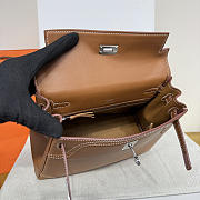 	 Colestore Hermes Ghillies Kelly 28 in Swift Leather Tan - 4