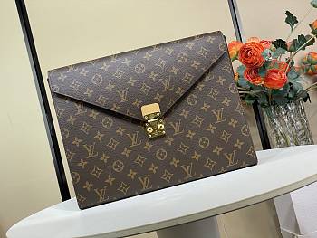 Colestore Louis Vuitton Mark Monogram Reverse 3.5 x 26 x 32.5 cm