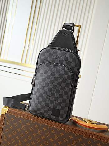 Colestore Louis Vuitton Avenue NM Crossbody Damier Graphite Canvas 20 x 31 x 7 cm