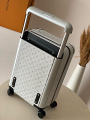 Colestore Louis Vuitton Monogram Illustration Cabin 55 Rolling Luggage 55x38x21cm - 3