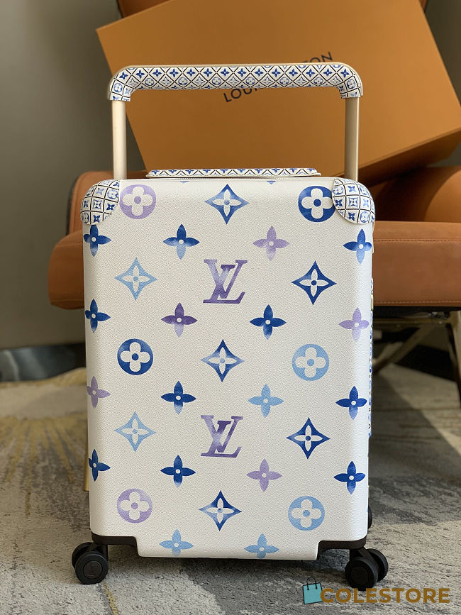 Colestore Louis Vuitton Monogram LV By the Pool Horizon 55 Resort Bleu 55x38x21cm - 1