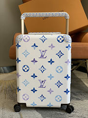 Colestore Louis Vuitton Monogram LV By the Pool Horizon 55 Resort Bleu 55x38x21cm - 1
