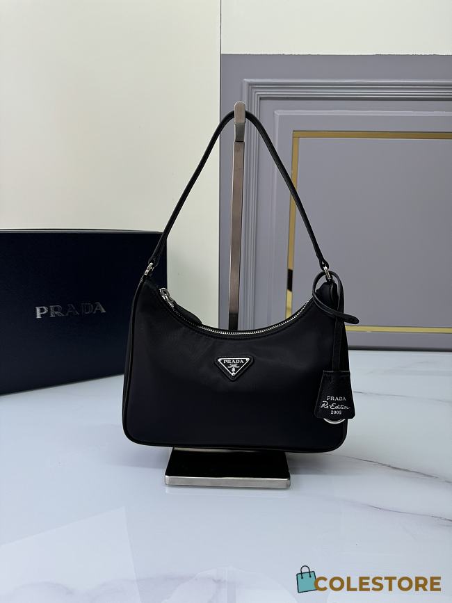 Colestore Prada Re-Edition 2005 Re-Nylon and Saffiano Mini Bag Black Silver hardware 22x18x6.5cm - 1
