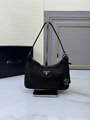 Colestore Prada Re-Edition 2005 Re-Nylon and Saffiano Mini Bag Black Silver hardware 22x18x6.5cm - 1