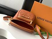 Colestore Louis Vuitton Mini Bumbag Monogram Cognac 17x12x9.5cm - 2