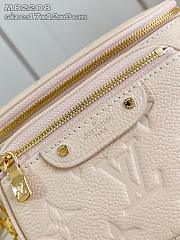 	 Colestore Louis Vuitton Mini Bumbag Monogram Cream 17x12x9.5cm - 4