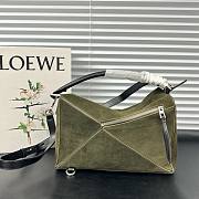 Colestore Loewe Small Puzzle bag Suede Green 24×10.5×16.5cm - 5